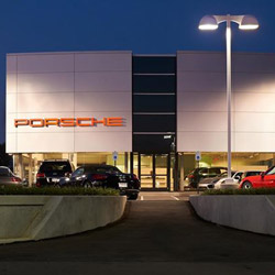 Porsch Dealer